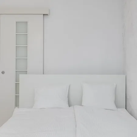 Ogrodowa 32 By Nyx *