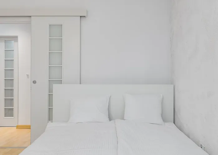 Ogrodowa 32 By Nyx *