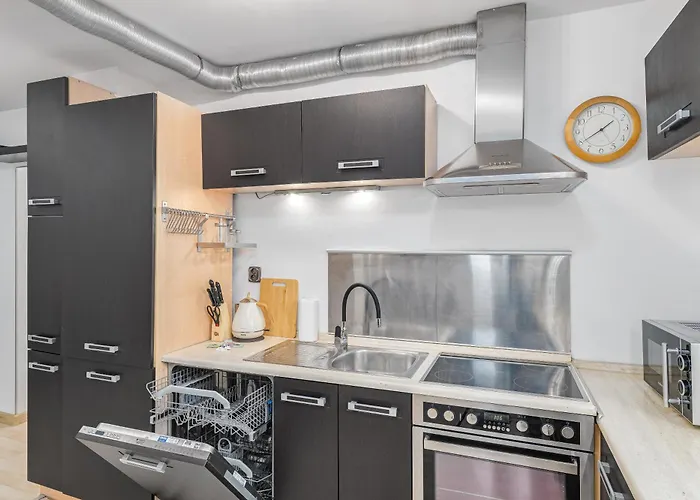 Ogrodowa 32 By Nyx *